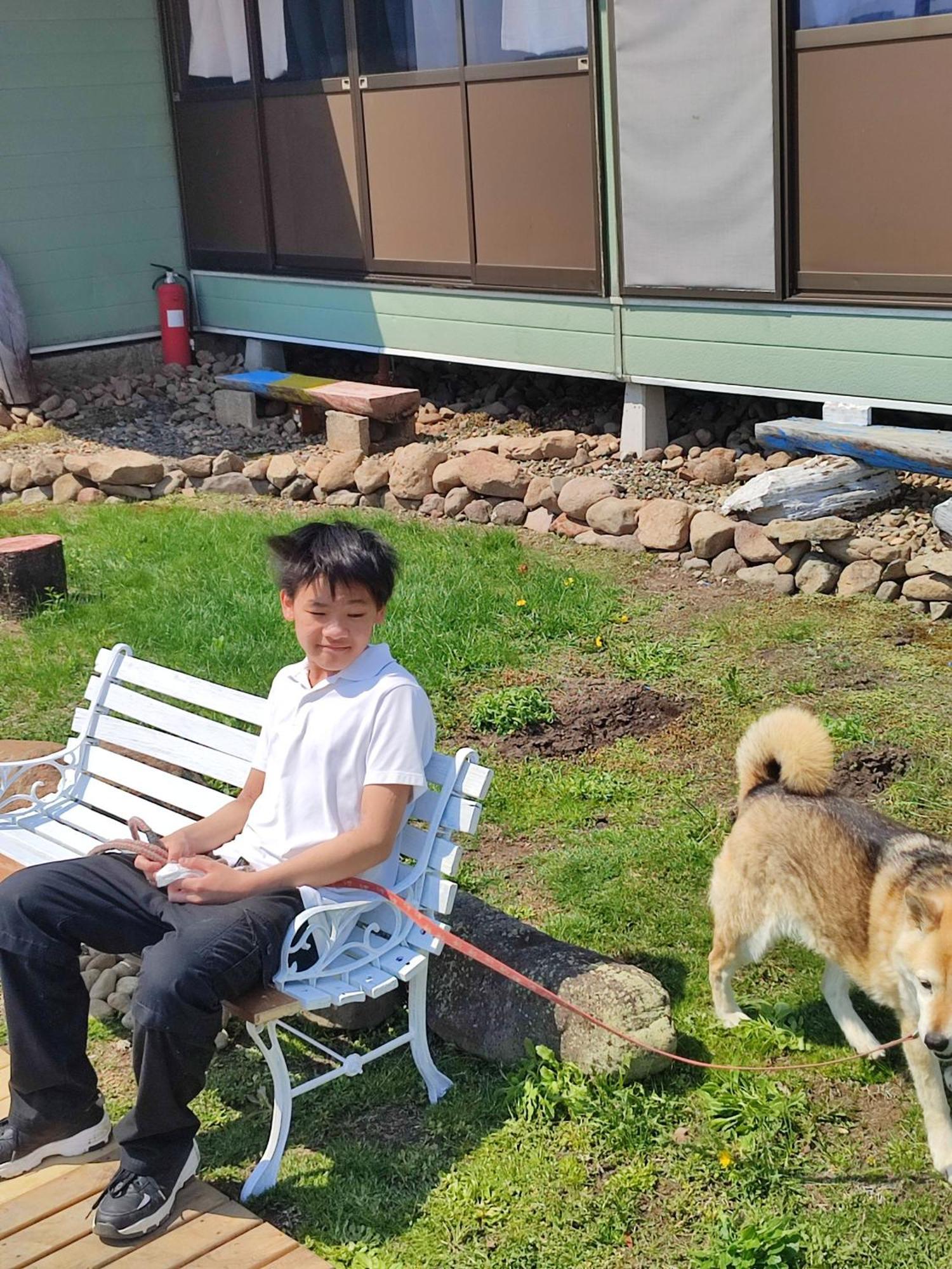 愛犬と家族みんなでのんびり羽休めv古民家民泊omotenashi Lodge 悠遊 中富良野町 外观 照片